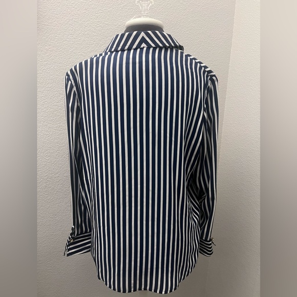 Diane Gilman Vintage 100% Silk Striped Button Down Blouse Size Medium - Picture 4 of 9